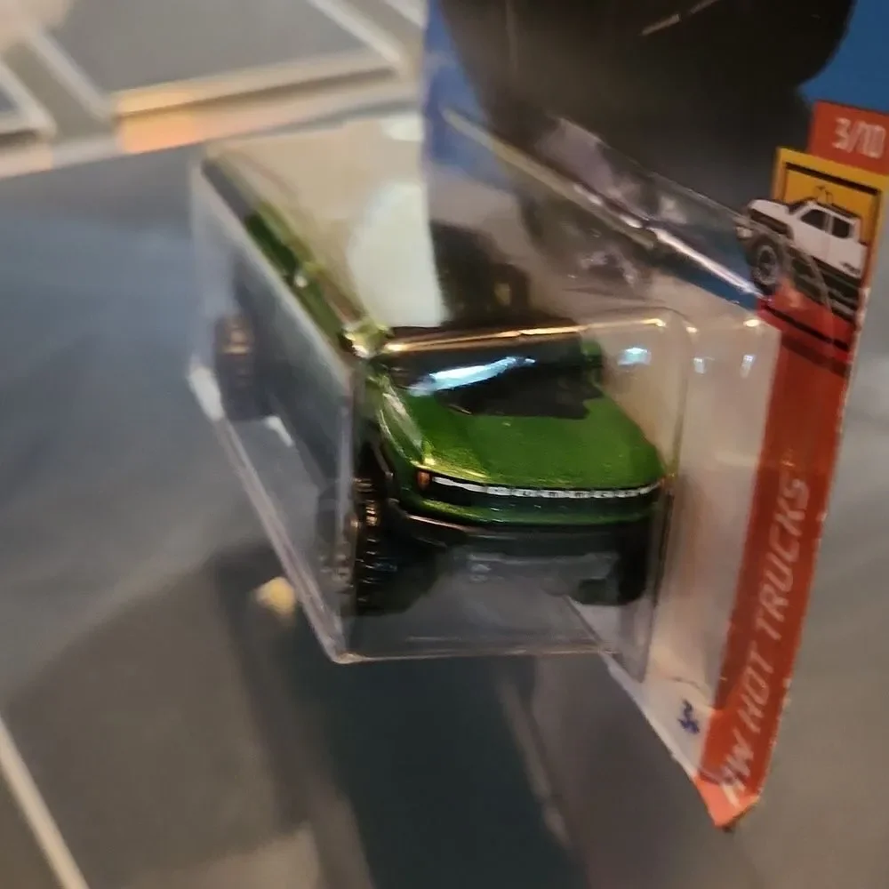 Hot Wheels GMC Hummer EV CAR NIP
